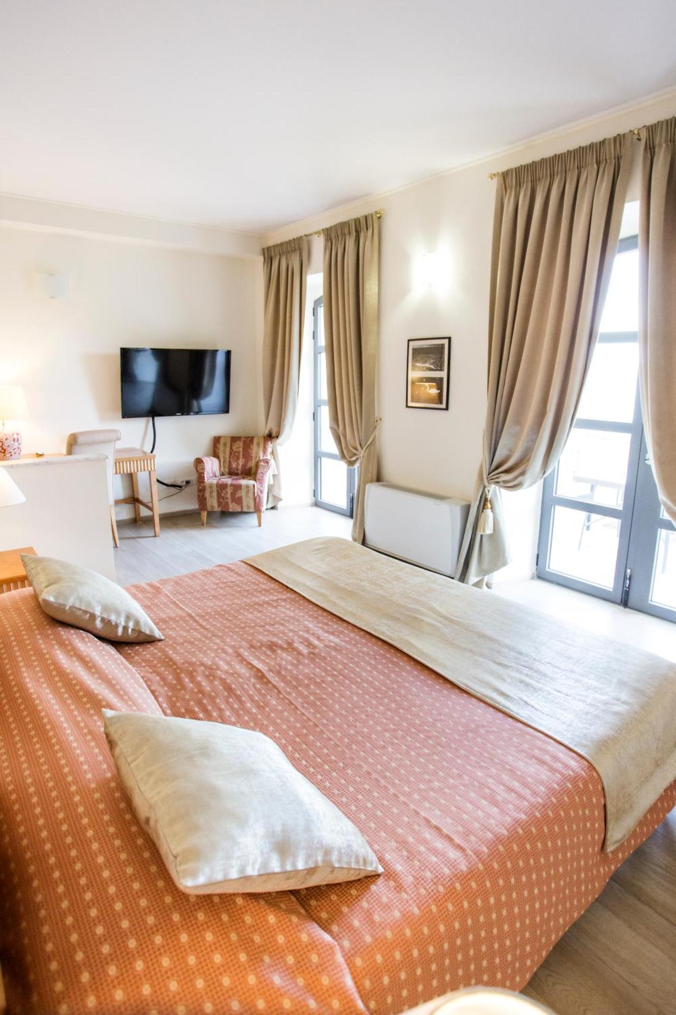 Miramare Apartments&Suites La Spezia Exterior photo
