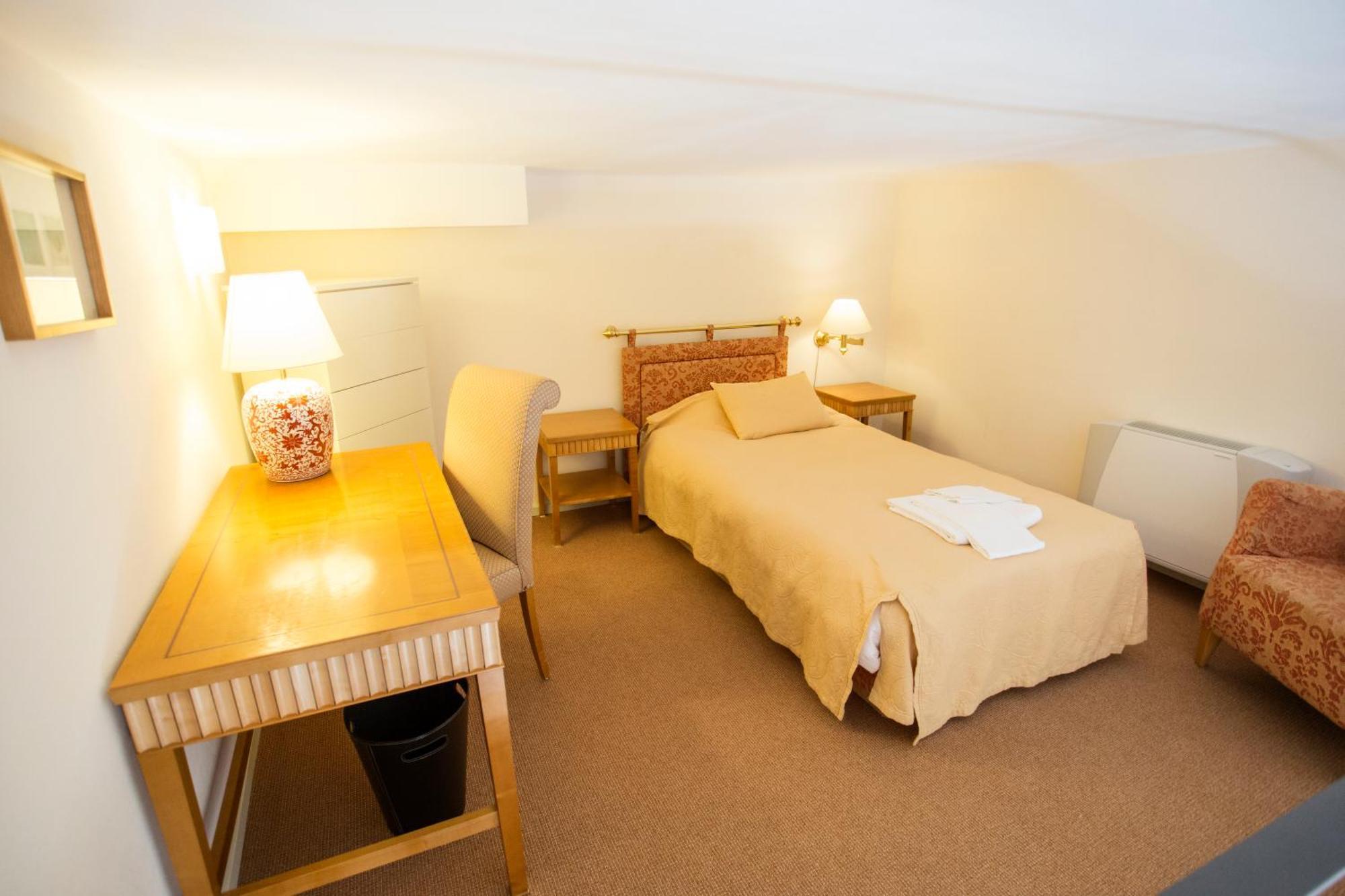 Miramare Apartments&Suites La Spezia Room photo
